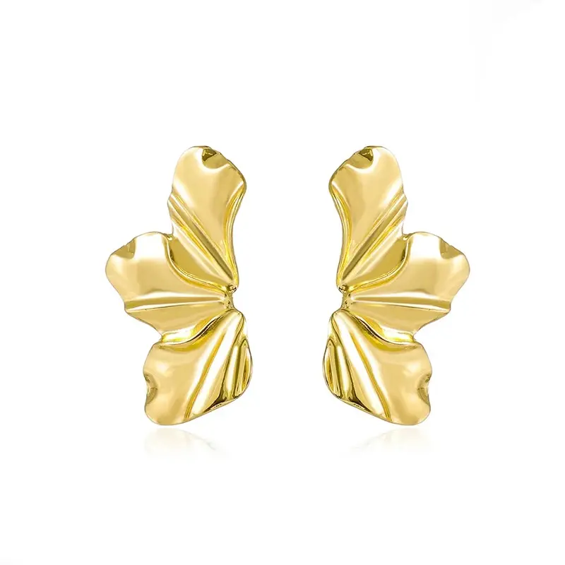 Huitan New Designed Glossy Flower Female Drop Earrings Attractive Swanking Jewelry for Party Trendy Charms Piercing Accessories