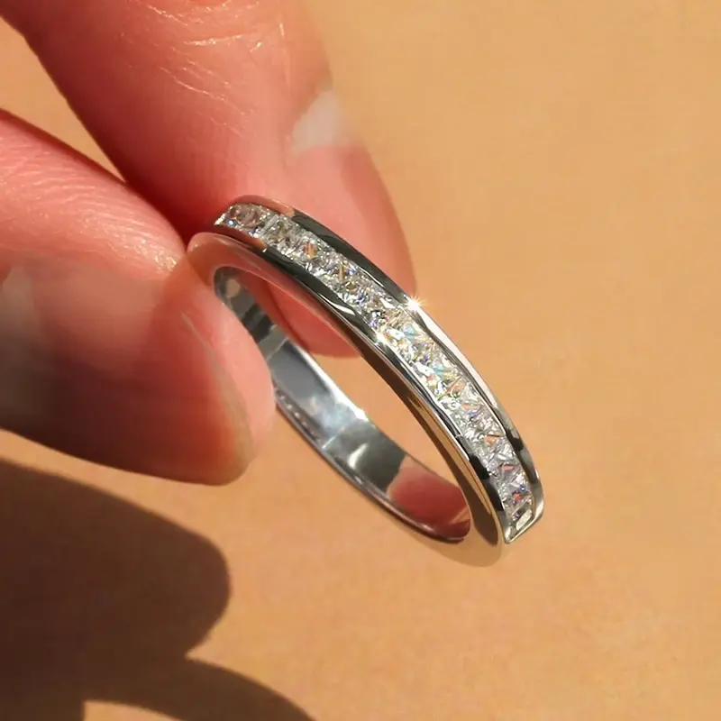 Huitan Minimalist Wedding Rings for Women Silver Color Luxury Paved Princess CZ Simple Elegant Anniversary Rings Fashion Jewelry