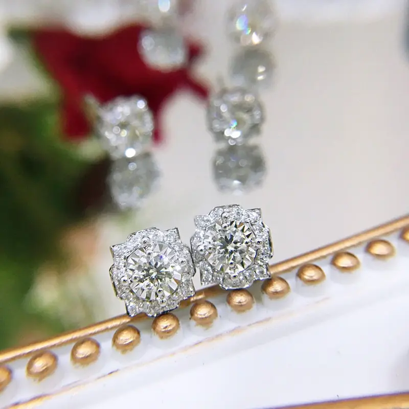 Huitan Unique Design Stud Earrings Ear Piercing Accessories for Wedding Good Quality Dazzling Earrings Women's Trendy Jewelry