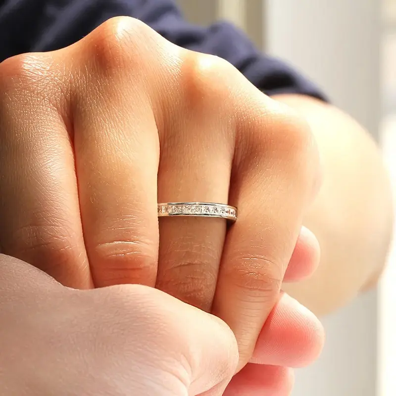 Huitan Minimalist Wedding Rings for Women Silver Color Luxury Paved Princess CZ Simple Elegant Anniversary Rings Fashion Jewelry
