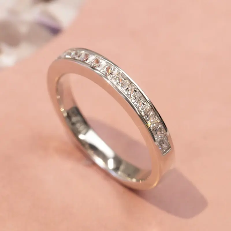 Huitan Minimalist Wedding Rings for Women Silver Color Luxury Paved Princess CZ Simple Elegant Anniversary Rings Fashion Jewelry