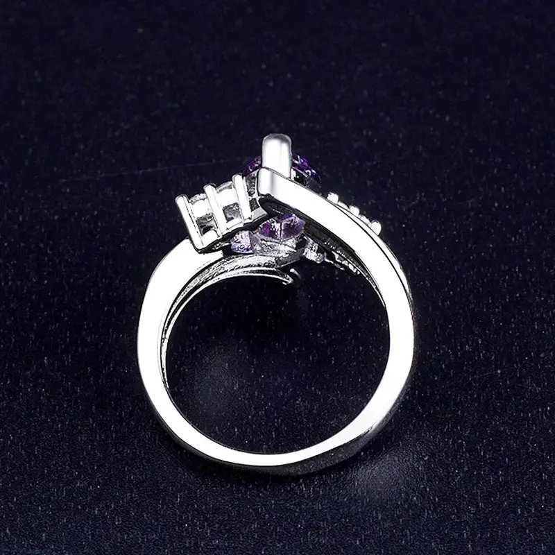Huitan Unique Purple CZ Women Rings New Wedding Party Charming Female Accessories Fancy Anniversary Gift Fashion Lady Jewelry