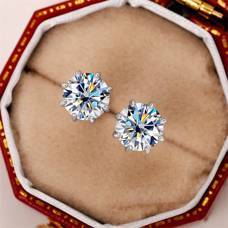 Huitan Fashion Versatile Female Cubic Zirconia Stud Earrings High Quality Silver Color Ear Piercing Earrings Women Jewelry Bulk
