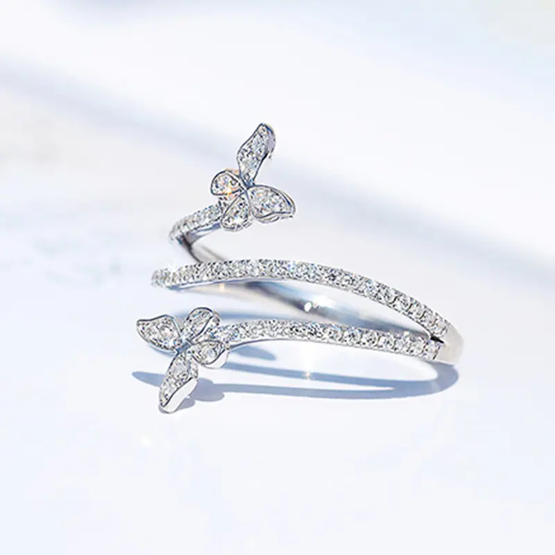 Huitan Exquisite Butterfly Rings for Women Luxury Inlaid Bling Bling Cubic Zirconia Temperament Female Accessory Fashion Jewelry