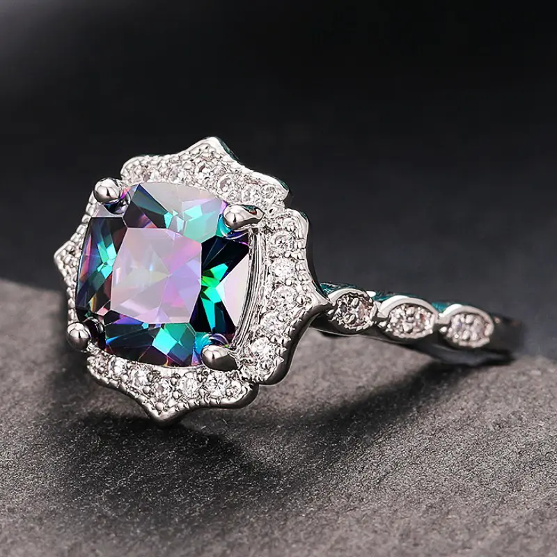 Huitan Exquisite Flower Shape Ring Woman with Multi-colored Cubic Zirconia Unique Bride Wedding Party Finger-ring Trendy Jewelry
