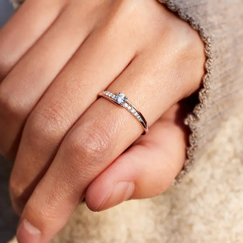Huitan Hot Two Tone Rings for Women Trendy Wedding Band Accessories with Cubic Zirconia Exquisite Proposal Engagement Jewelry