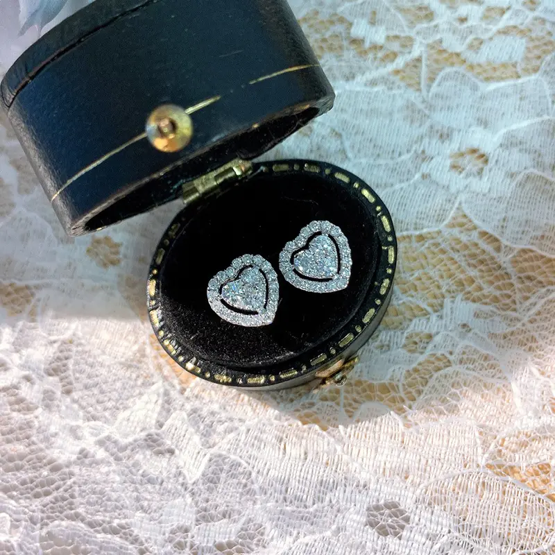 Huitan Luxury Full Cubic Zirconia Heart Earrings for Bridal Wedding Engagement Accessories Shiny Fashion Jewelry Women Ear Ring