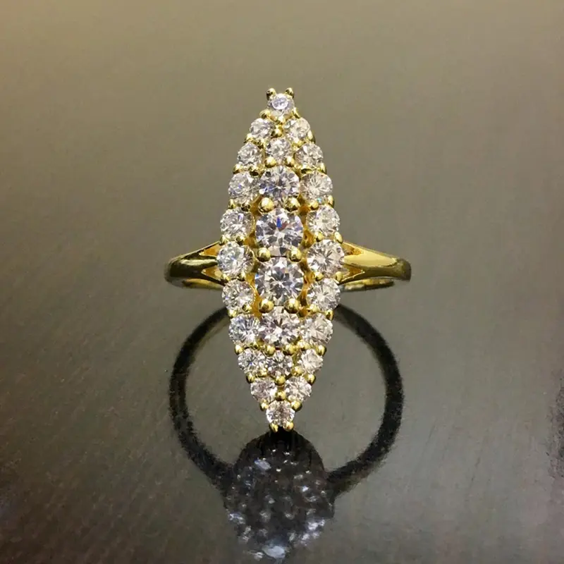 Huitan Hyperbole Marquise Shaped Gold Color Rings for Women Full Paved Dazzling CZ New Trendy Wedding Band Accessories Jewelry