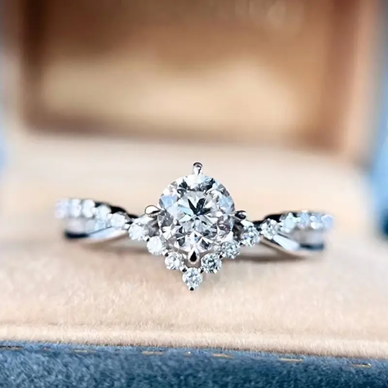 Huitan Newly Designed Women's Wedding Rings with AAA Cubic Zirconia Luxury Trendy Female Rings for Party Chic Jewelry Drop Ship
