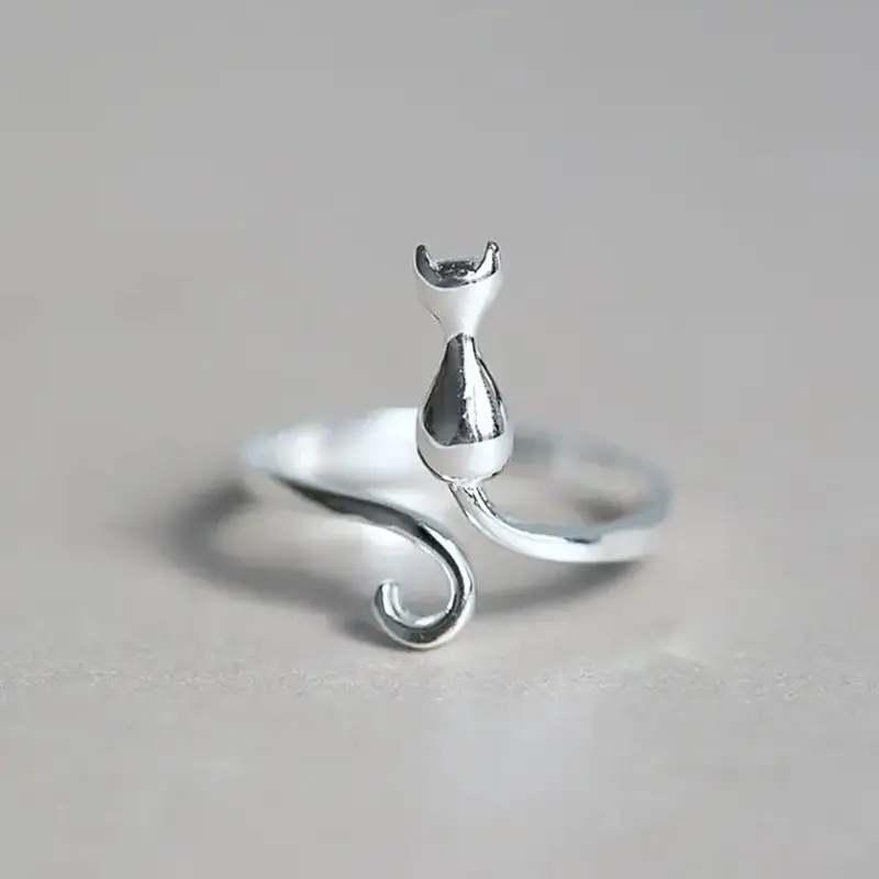 Huitan Silver Color Cat Ring for Women Opening Resizable Animal Rings Simple Stylish Girls Accessories Fashion Versatile Jewelry