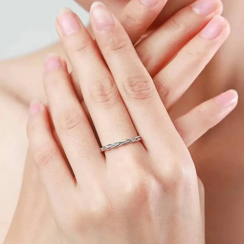Huitan Metal Silver Color Women Finger-ring Twist Design Simple Stylish Female Rings Daily Wear Temperament Jewelry Drop Ship