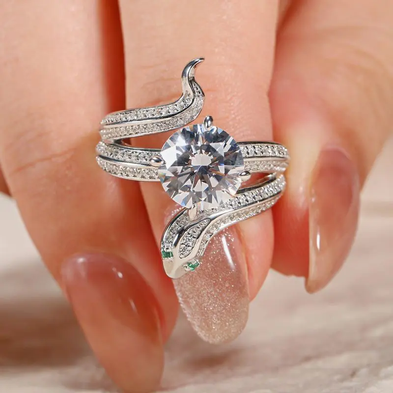 Huitan Exquisite Snake Rings for Women Silver Color Sparkling Green/White CZ Hip Hop Style Female Finger-rings Statement Jewelry