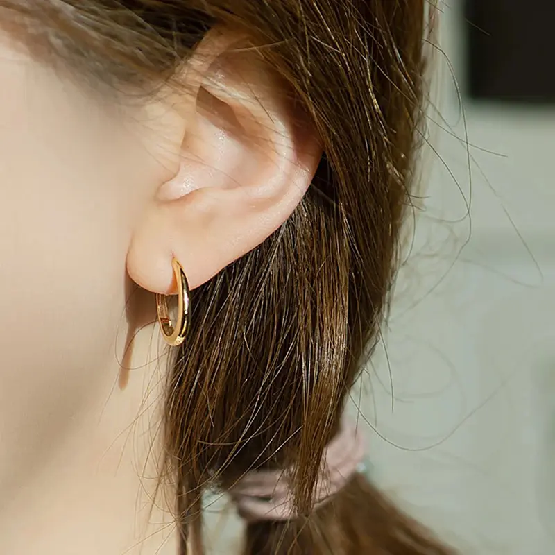Huitan Simple Design Fashion Gold Color Hoop Earrings Female Daily Wearable Versatile Accessories Trendy Women Party Jewelry