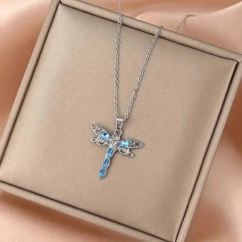 Huitan Blue CZ Dragonfly Necklace for Women New Fashion Animal Pendant Necklace Party Exquisite Girls Gift Statement Jewelry