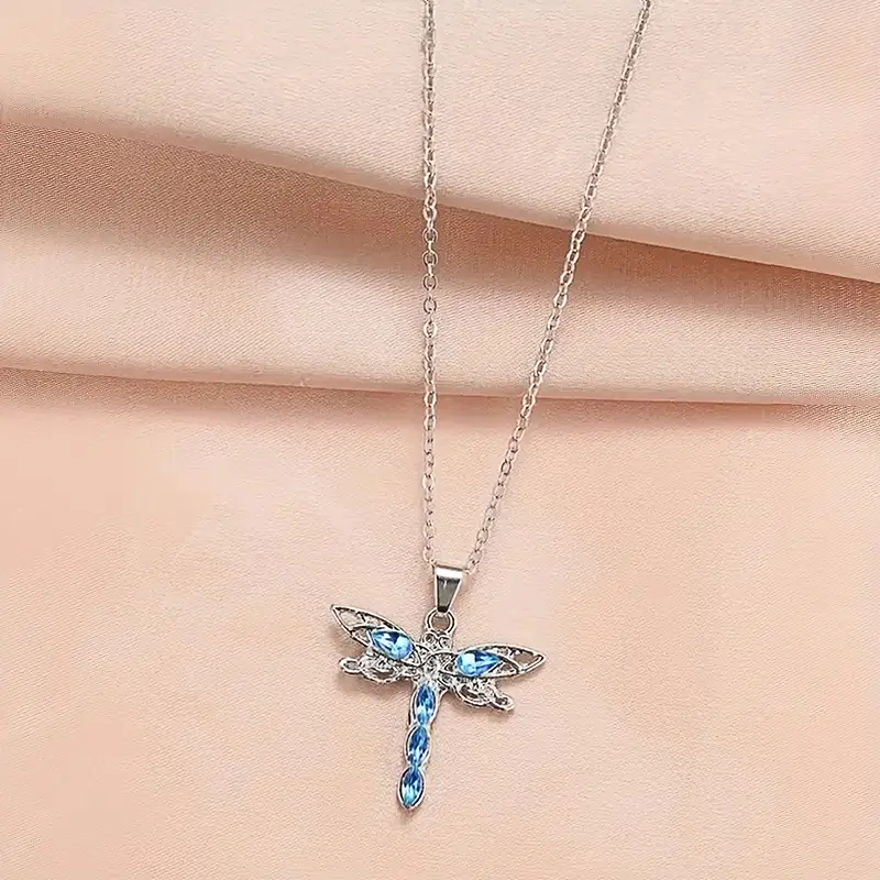 Huitan Blue CZ Dragonfly Necklace for Women New Fashion Animal Pendant Necklace Party Exquisite Girls Gift Statement Jewelry