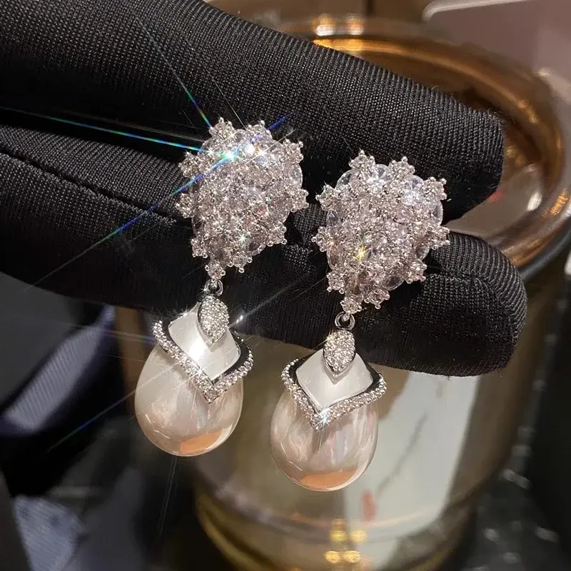 Huitan Aesthetic Women Simulated Pearl Hanging Earrings Brilliant Cubic Zirconia Wedding Engagement Jewelry Drop Shipping