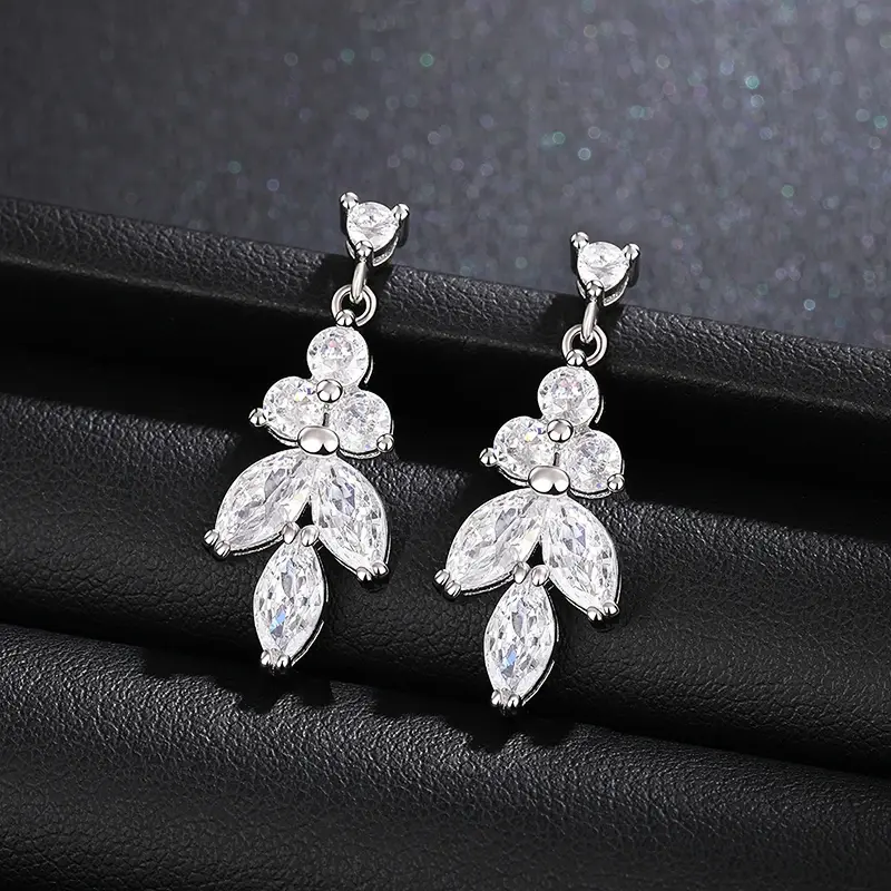 Huitan Gorgeous Bridal Necklace/Earrings Luxury Trendy Bright Cubic Zirconia Accessories Gold Color/Silver Color Jewelry Gifts