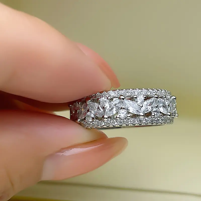 Huitan Gorgeous Brilliant Zirconia Finger Ring Female Wedding Band Graceful Women Engagement Ceremony Accessories Jewelry Gift