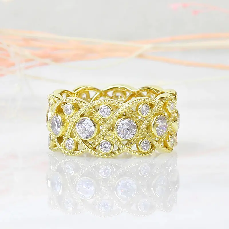 Huitan Gorgeous Women Wedding Rings Hollow Out Cross Design Trendy Engagement Band Accessories Luxury Cubic Zirconia Jewelry