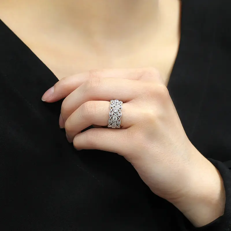 Huitan Gorgeous Women Wedding Rings Hollow Out Cross Design Trendy Engagement Band Accessories Luxury Cubic Zirconia Jewelry