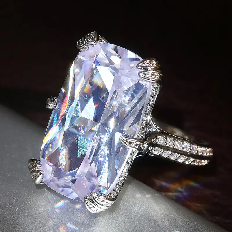 Huitan Luxury Claw Set Zirconia Ring Female Wedding Band Hyperbole Style Finger Jewelry Gorgeous Party Accessories for Women