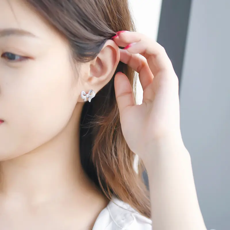 Huitan Delicate Bowknot Stud Earrings Women Silver Color Brilliant CZ Cute Girl Gift Female Earrings Trendy Jewelry Dropshipping