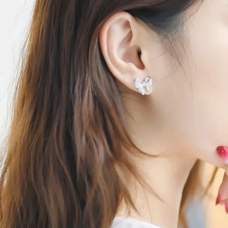 Huitan Delicate Bowknot Stud Earrings Women Silver Color Brilliant CZ Cute Girl Gift Female Earrings Trendy Jewelry Dropshipping