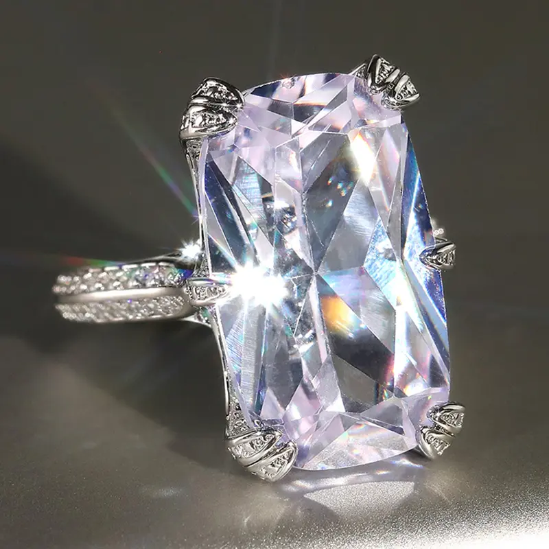 Huitan Luxury Claw Set Zirconia Ring Female Wedding Band Hyperbole Style Finger Jewelry Gorgeous Party Accessories for Women