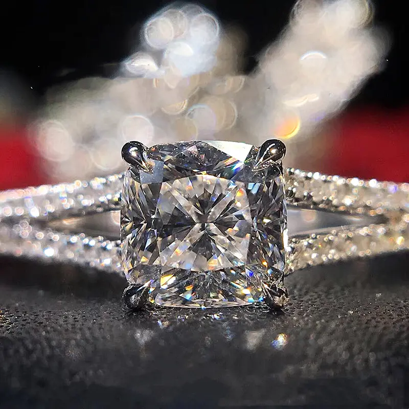 Huitan Women Wedding Rings with Cushion-shape Cubic Zirconia Crystal Rings Temperament Elegant Female Accessories Trendy Jewelry