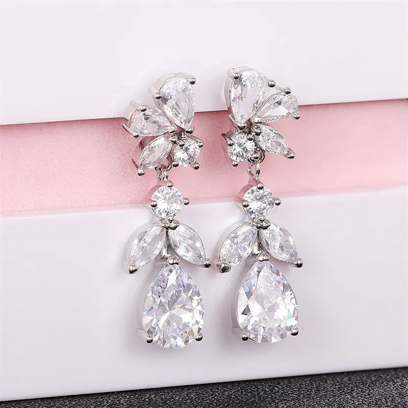 Huitan Silver Color Crystal Earrings for Women Elegant Wedding Engagement Party Lady's Accessories Fancy Gift Statement Jewelry