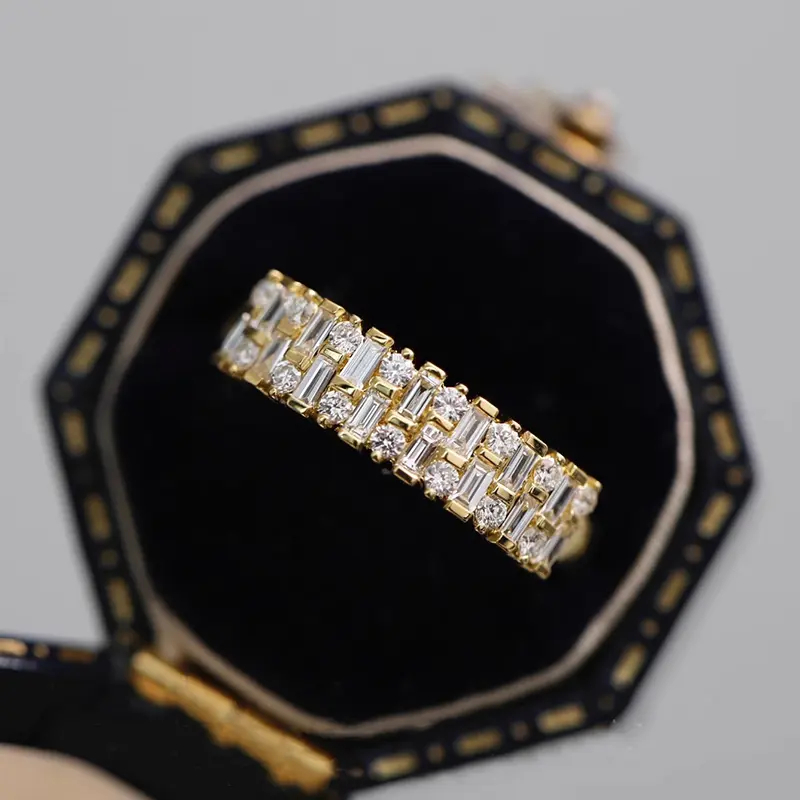 Huitan Luxury Trendy Women Rings Gold Color Geometric Cubic Zirconia Wedding Party Accessories Daily Wear Statement Jewelry