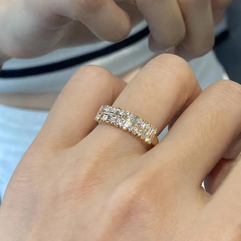 Huitan Luxury Trendy Women Rings Gold Color Geometric Cubic Zirconia Wedding Party Accessories Daily Wear Statement Jewelry