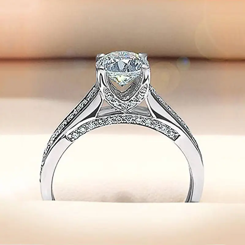 Huitan Simple Classic Design 4 Claws Cubic Zirconia Ring Women Wedding Engagement Silver Color Finger Accessories Luxury Jewelry