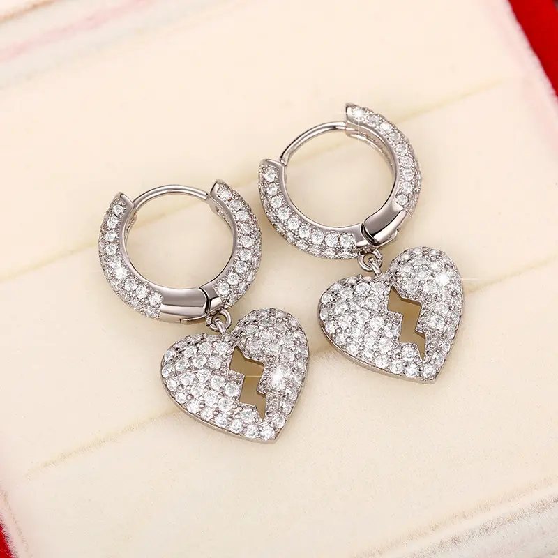 Huitan Men/Women Heart Earrings Silver Color Full Paved CZ Stone Simple Versatile Ear Accessories Couple Love Earrings Jewelry