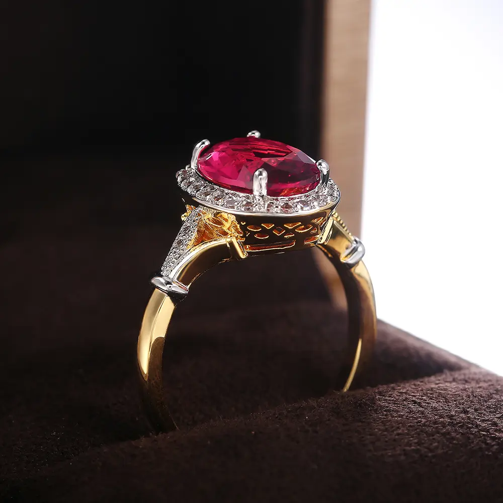 Huitan Big Oval Shaped Rose Red Cubic Zirconia Women Rings Luxury Ladies Jewelry for Party Best Mother's Gift Brilliant CZ Rings