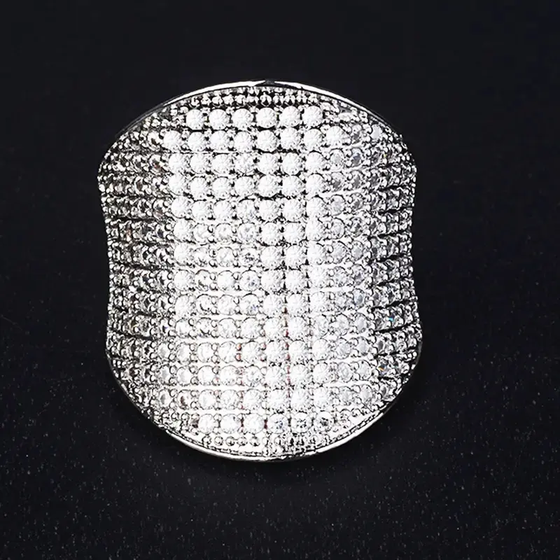 Huitan Gorgeous Sparkling Wide Ring Luxury Lady Wedding Party Jewelry with Shiny Zirconia Luxury Silver Color Finger Accessories