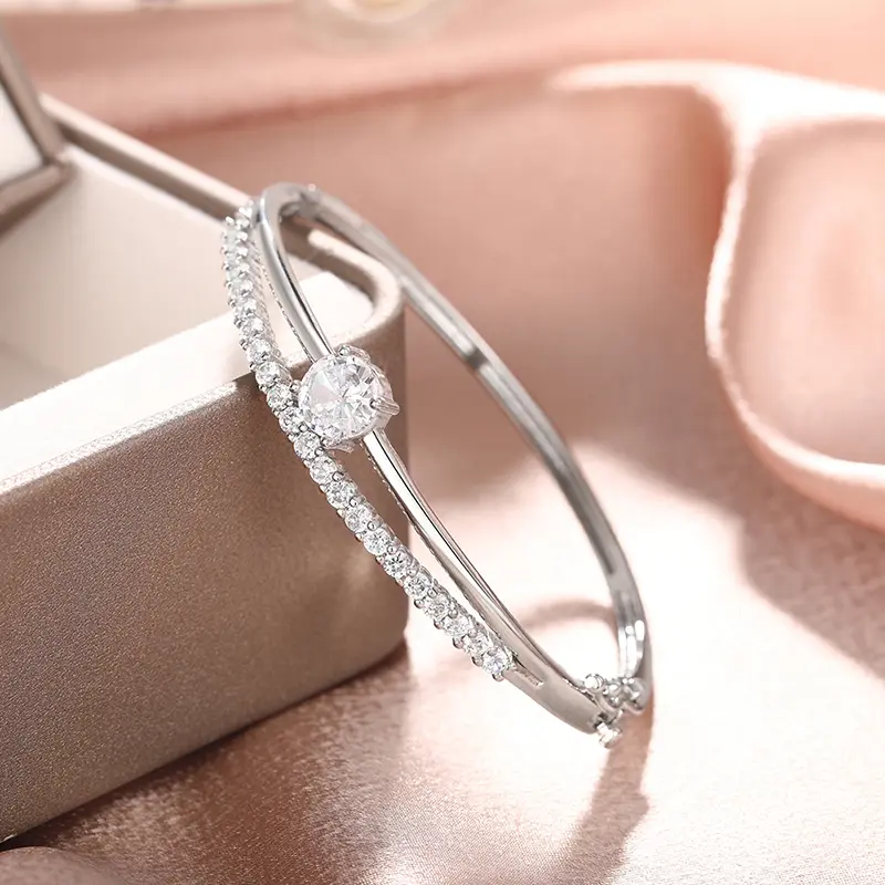 Huitan Chic Double Lines Design Bangle for Women Luxury Silver Color/Gold Color Cubic Zircon Hand Bangles Statement Girl Jewelry