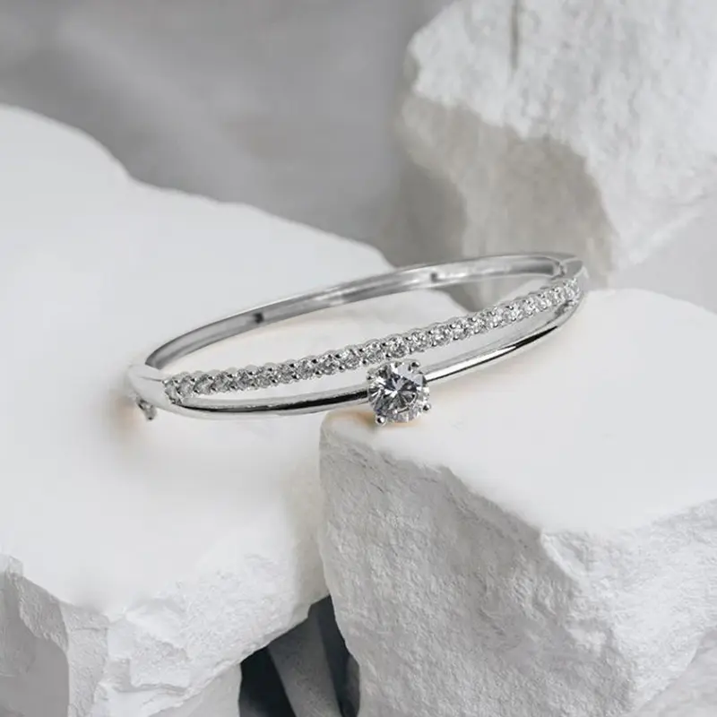 Huitan Chic Double Lines Design Bangle for Women Luxury Silver Color/Gold Color Cubic Zircon Hand Bangles Statement Girl Jewelry