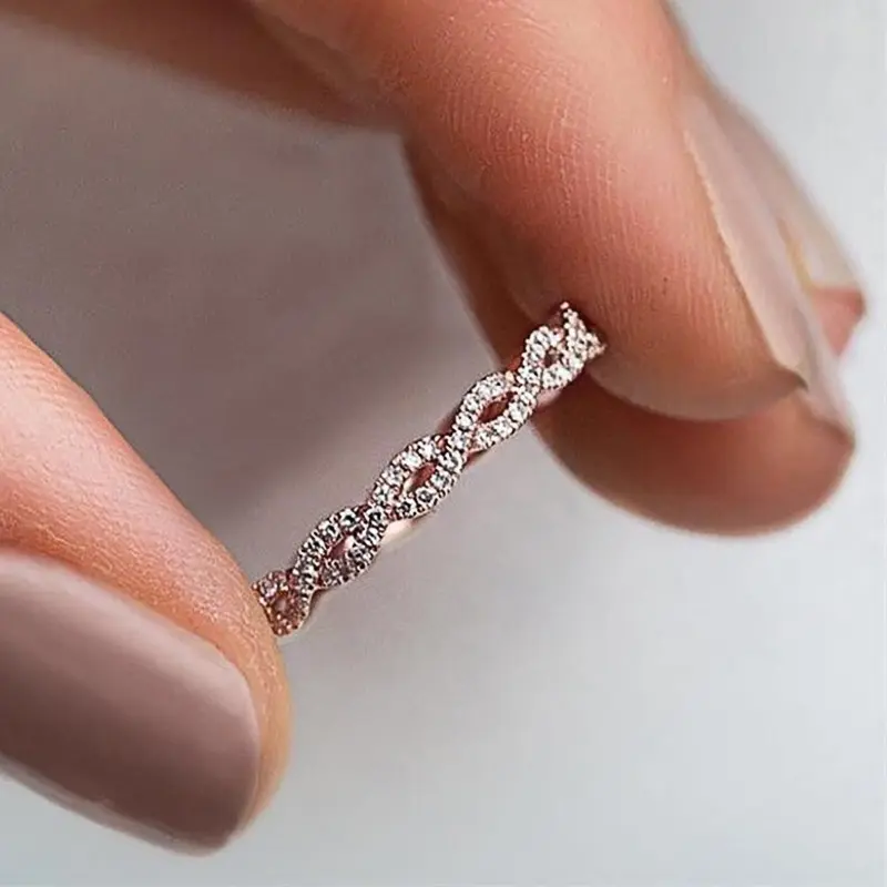 Huitan 2021 New Trend Thin Rings for Women Silver Color/Rose Gold Color Statement Ring Wedding Engagement Jewelry Drop Shipping