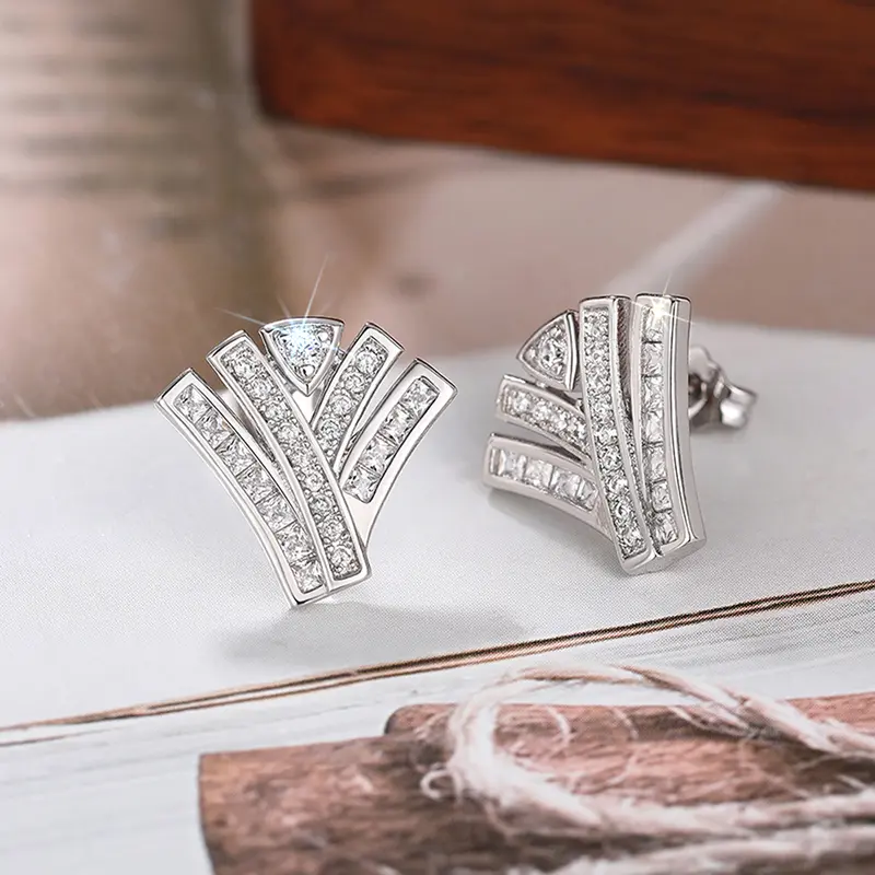 Huitan Trendy Geometric Stud Earrings with Crystal Cubic Zirconia Exquisite Silver Color Ear Stud for Women Fashion Jewelry