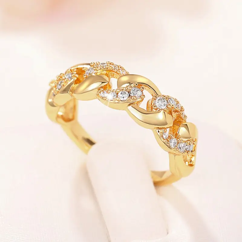 Huitan Chunk Chain Design Finger Ring for Women Gold Color Luxury Girls Rings Hip Hop Rock Style Daily Wear Statement Jewelry
