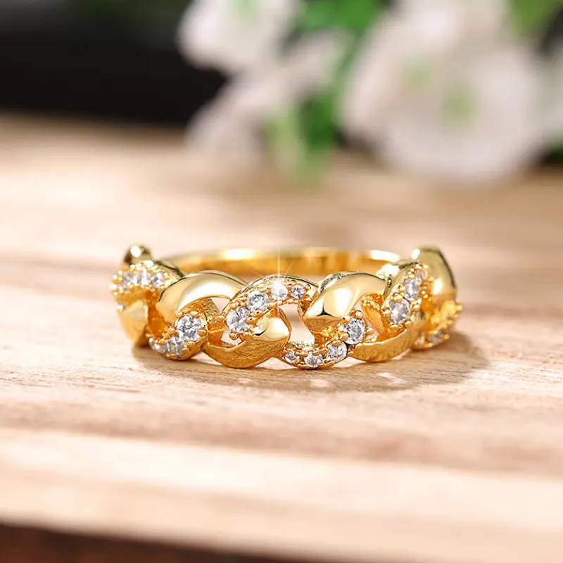 Huitan Chunk Chain Design Finger Ring for Women Gold Color Luxury Girls Rings Hip Hop Rock Style Daily Wear Statement Jewelry