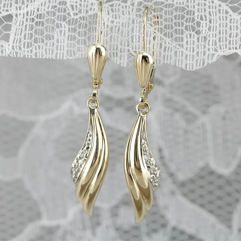 Huitan Fashion Gold Color Dangle Earrings Bridal Wedding Engagement Earring with Crystal CZ Zirconia Good Quality Women Jewelry