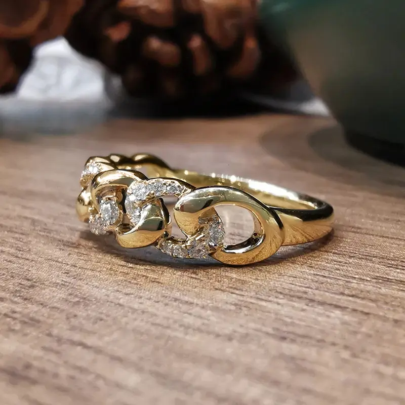 Huitan Chunk Chain Design Finger Ring for Women Gold Color Luxury Girls Rings Hip Hop Rock Style Daily Wear Statement Jewelry