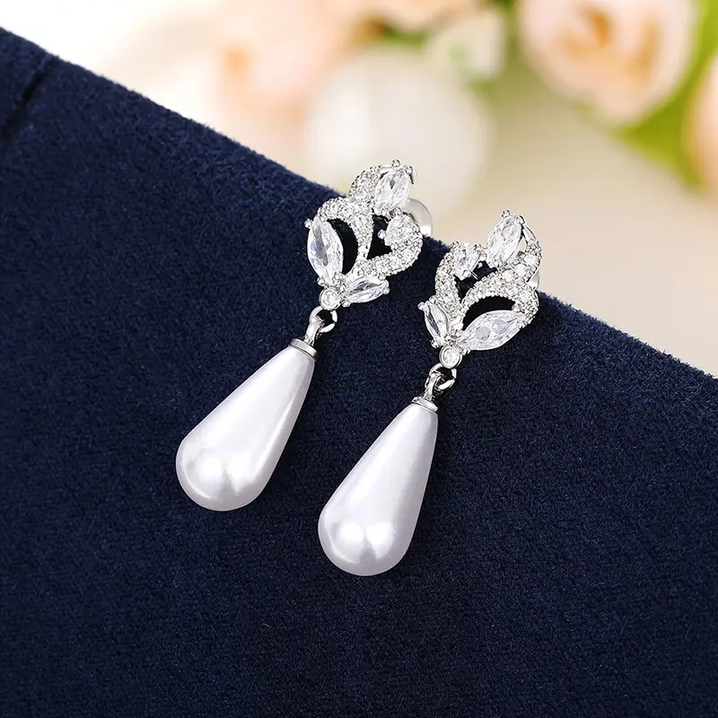 Huitan Waterdrop Imitation Pearl Drop Earrings Women New Aesthetic Wedding Accessories Temperament Lady Earrings Party Jewelry