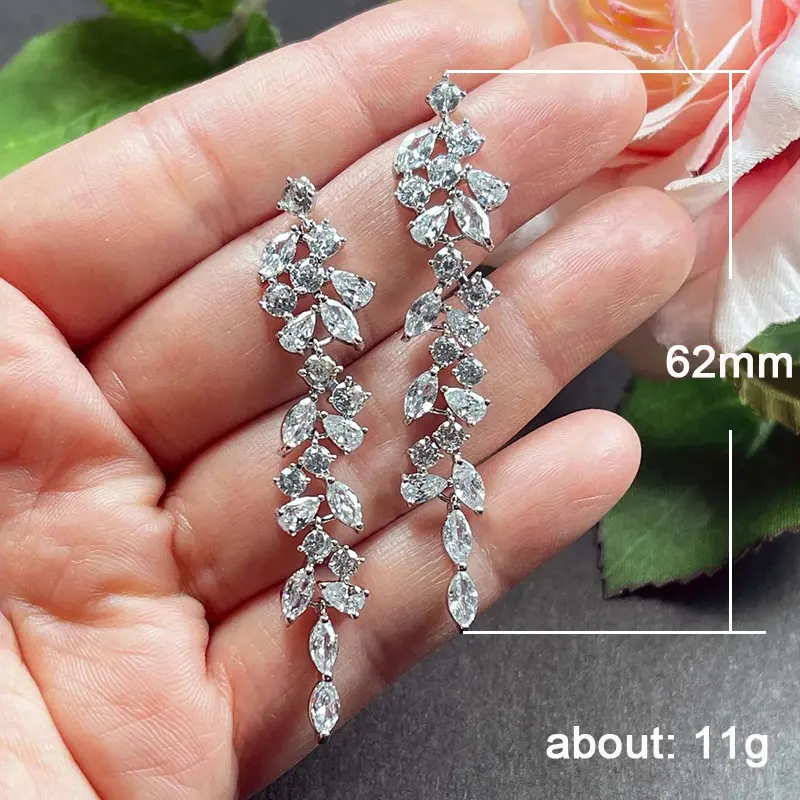 Huitan Romantic Leaf Shape Long Dangle Earrings for Women Silver Color/Gold Color Sparkling Cubic Zirconia Luxury Trendy Jewelry