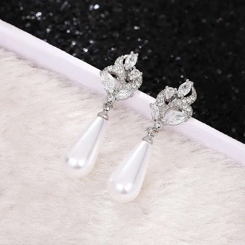 Huitan Waterdrop Imitation Pearl Drop Earrings Women New Aesthetic Wedding Accessories Temperament Lady Earrings Party Jewelry