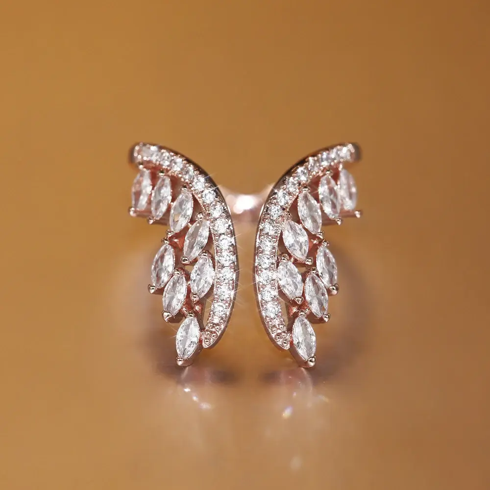 Huitan Personality Leaf Olive Shape Finger-rings Women Luxury Silver Color/Gold Color Cubic Zirconia Rings Wedding Party Jewelry