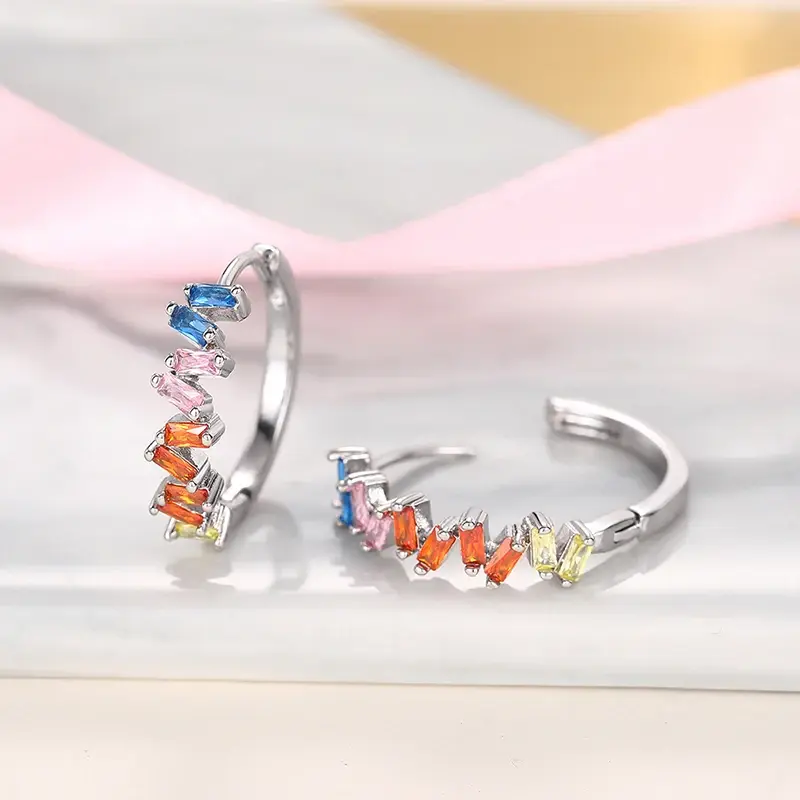 Huitan Bright Colorful Zirconia Hoop Earrings for Female Fashion Modern Accessories Silver Color Jewelry for Engagement Party