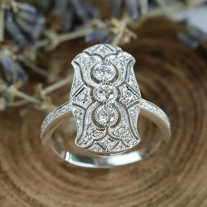 Huitan Exquisite Female Party Jewelry Ring Brilliant Zirconia Finger Accessories for Women Fashion Women Wedding Band for Lady